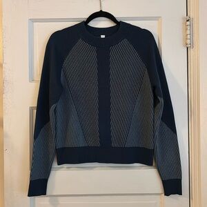 Lululemon sweater